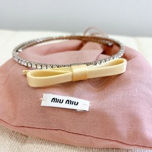 95% NEW MIUMIU CHOKER NECKLACE